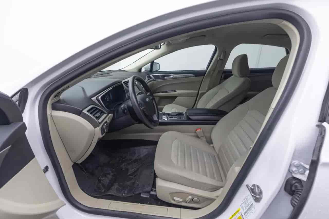 FORD Fusion - 10