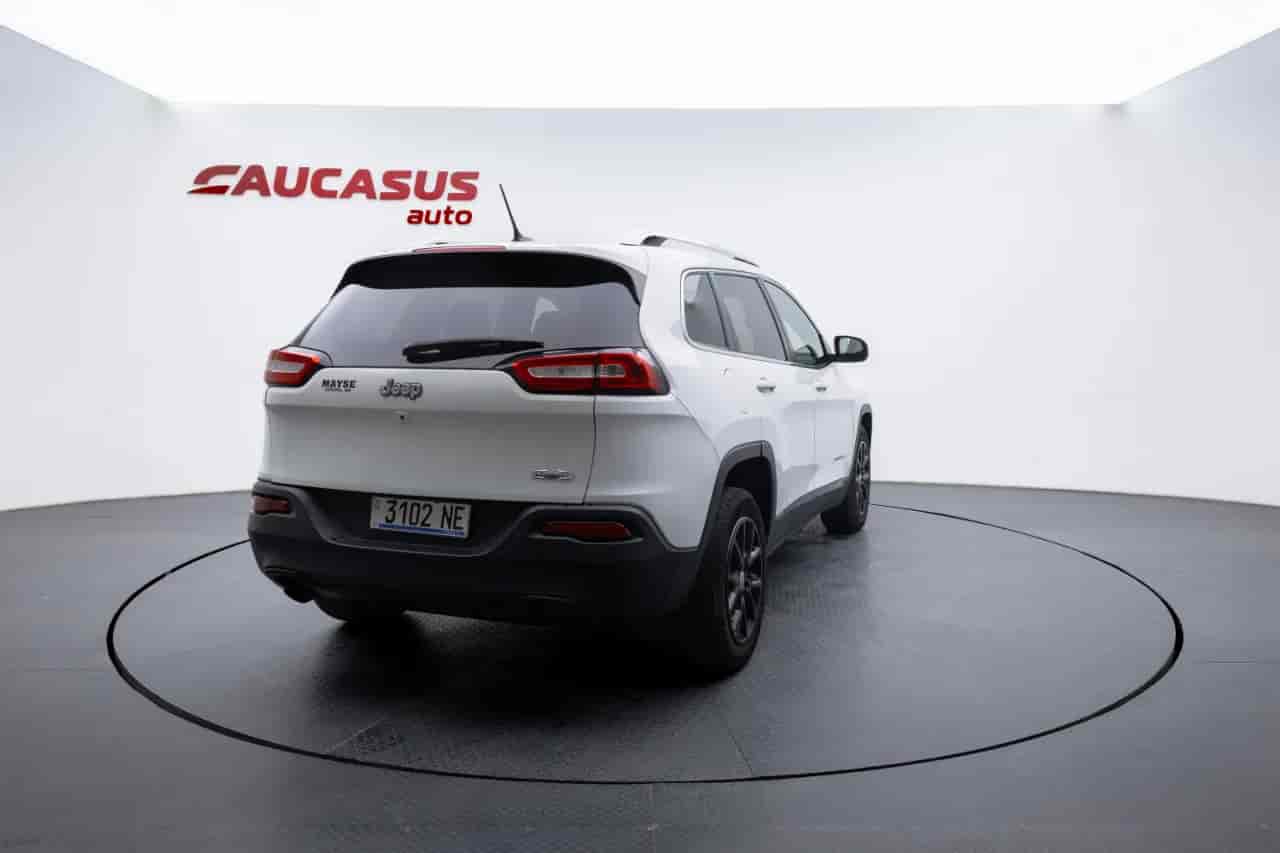 JEEP Cherokee - 4