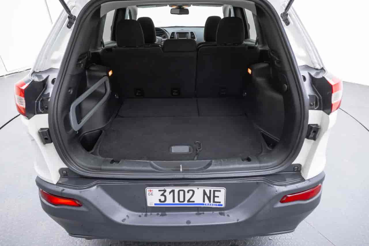 JEEP Cherokee - 7