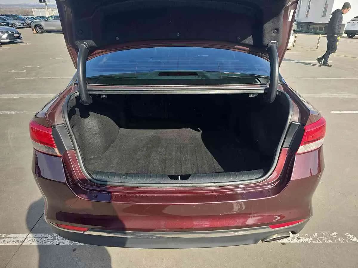 KIA Optima - 7