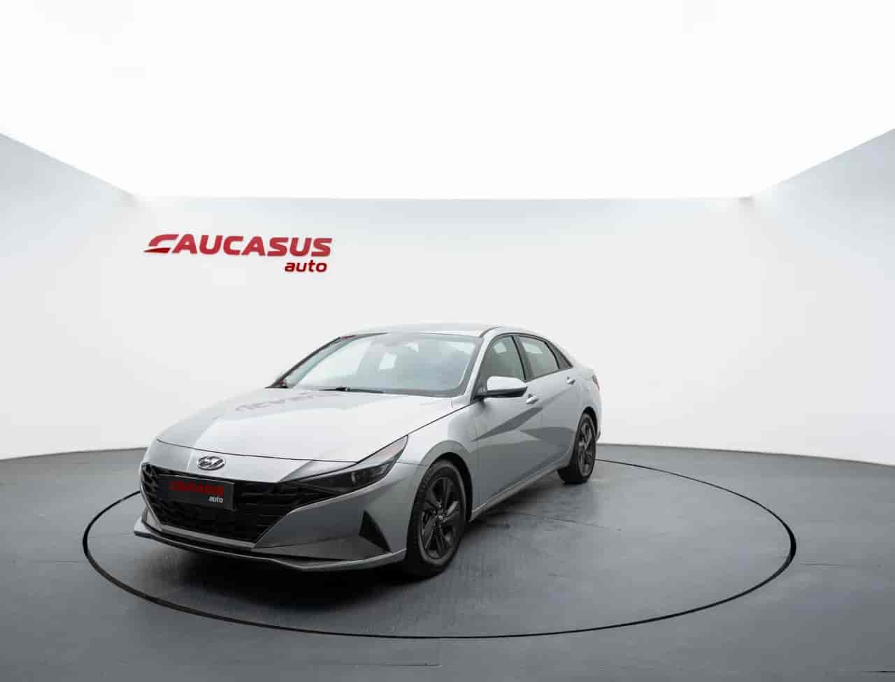 HYUNDAI Elantra - 1
