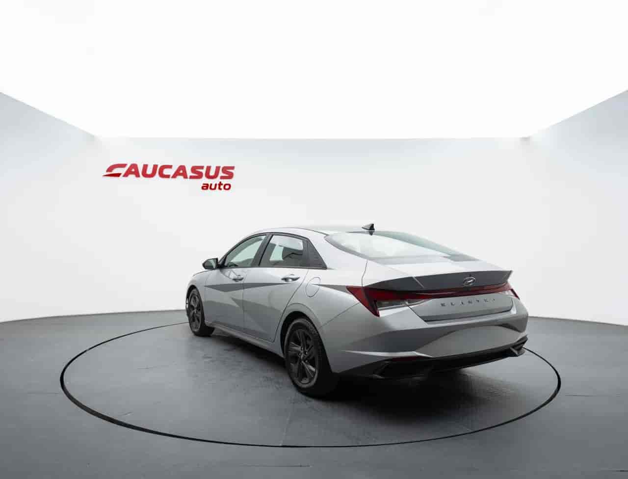 HYUNDAI Elantra - 6