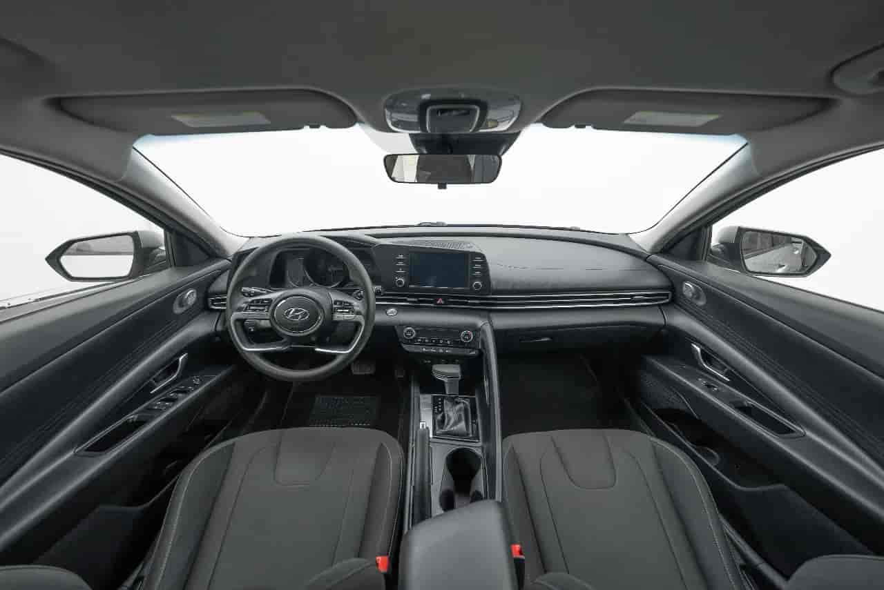 HYUNDAI Elantra - 9