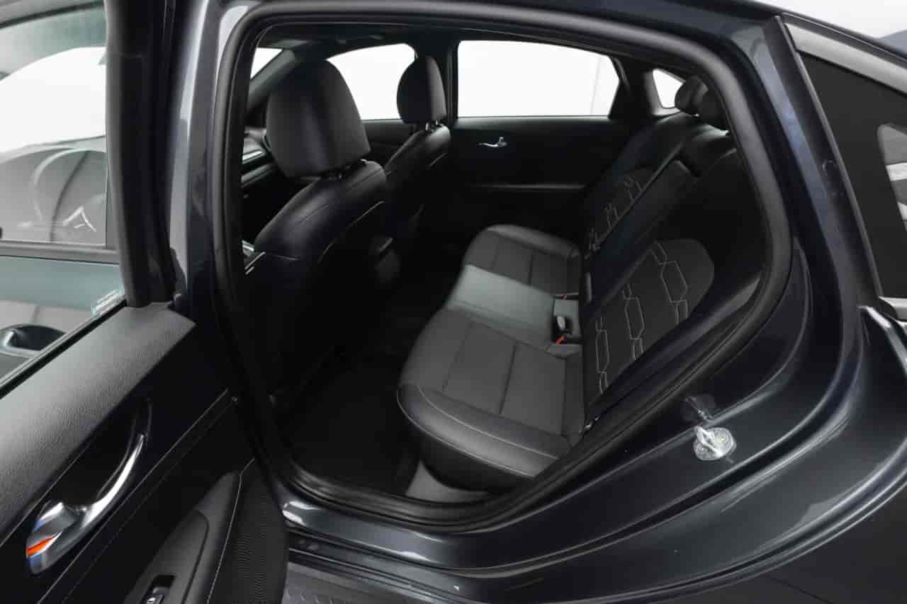 KIA Forte - 8