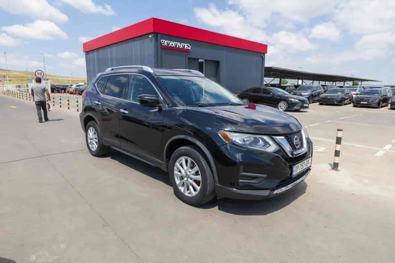 NISSAN Rogue - 3