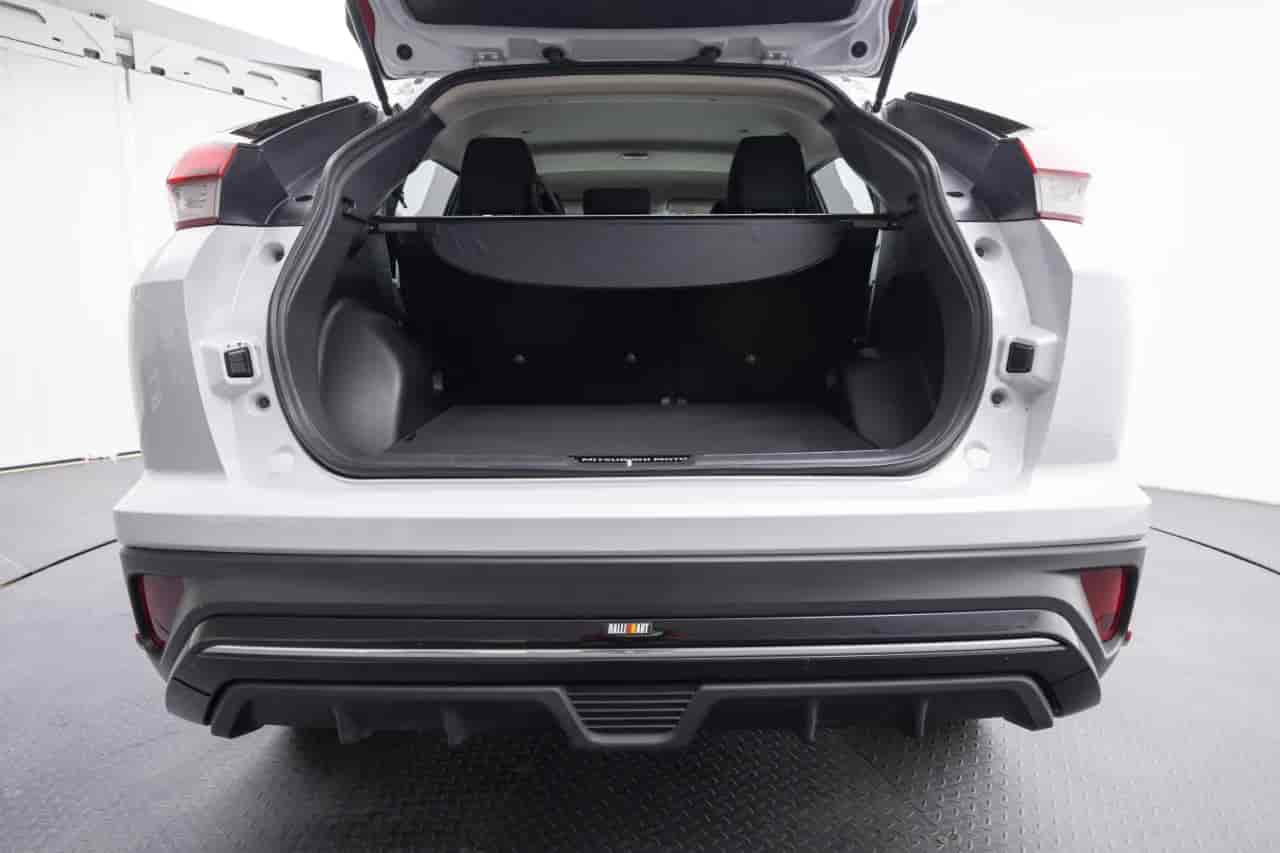 MITSUBISHI Eclipse Cross - 7