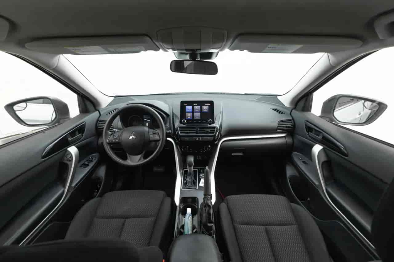 MITSUBISHI Eclipse Cross - 9