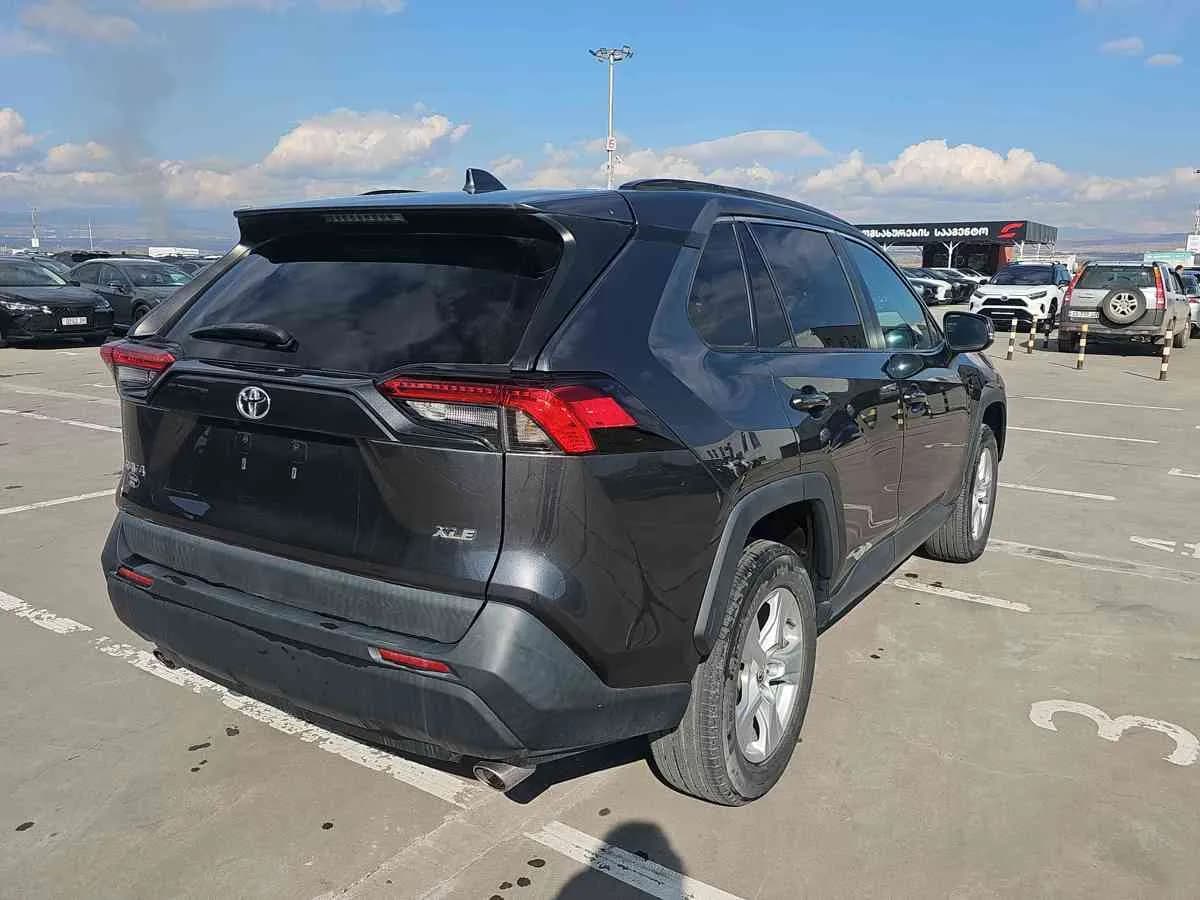TOYOTA RAV4 - 4