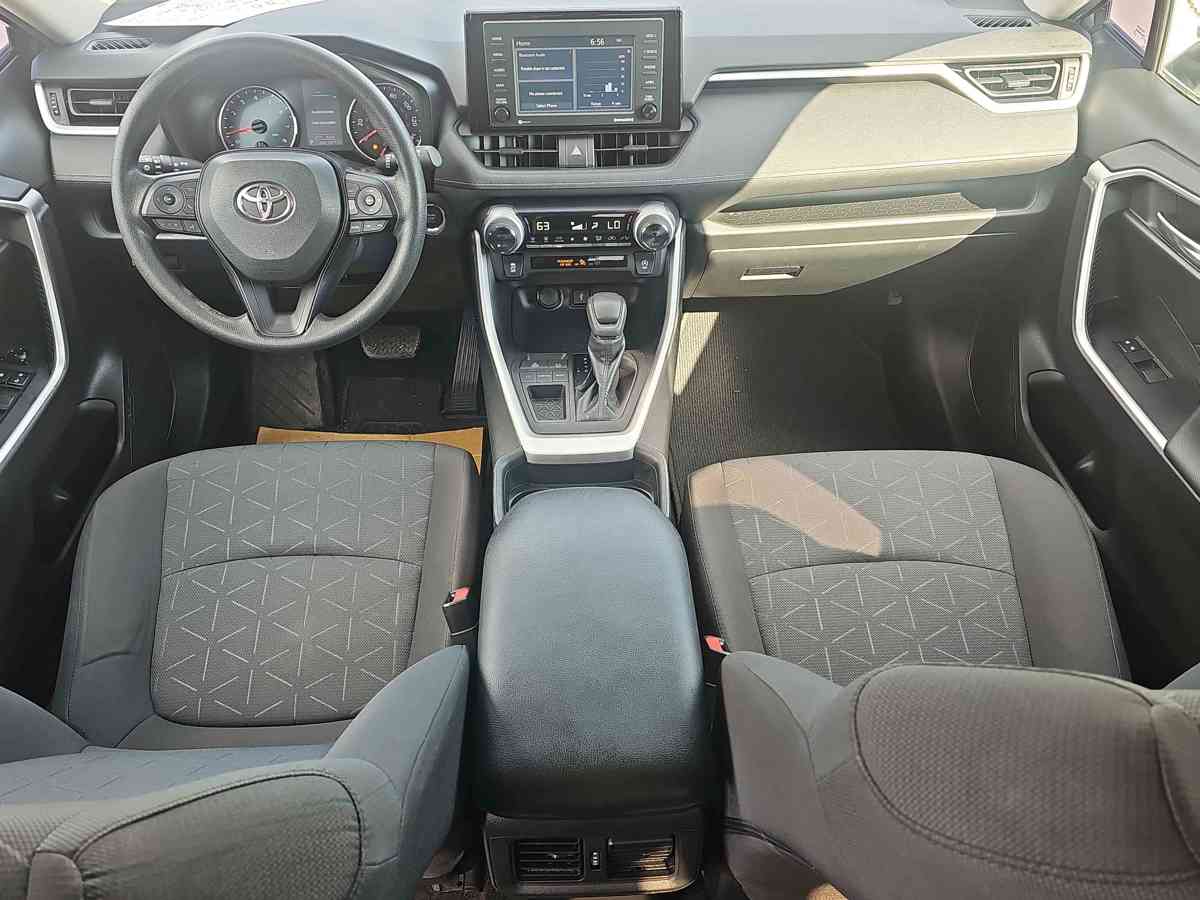TOYOTA RAV4 - 8