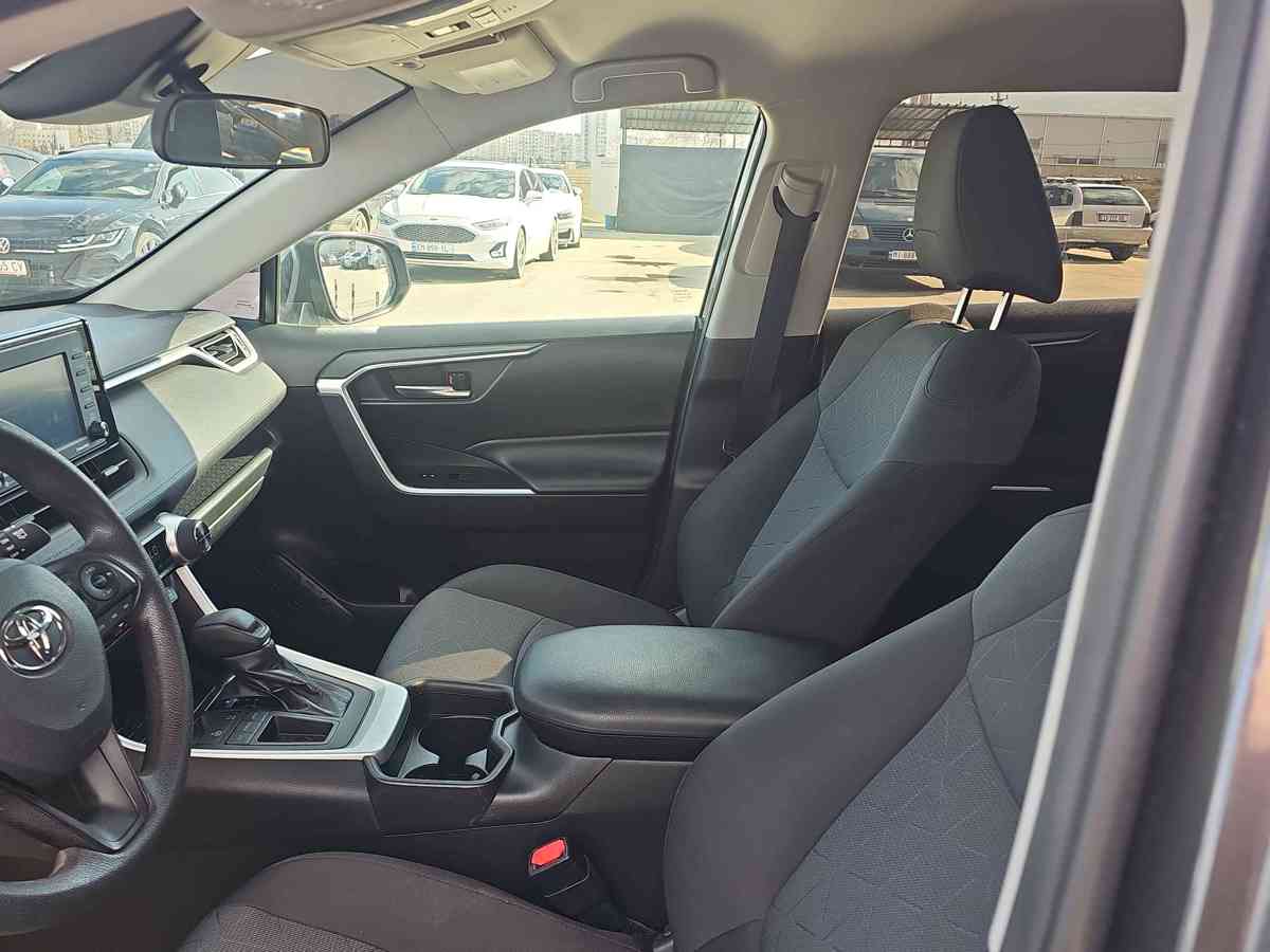 TOYOTA RAV4 - 9