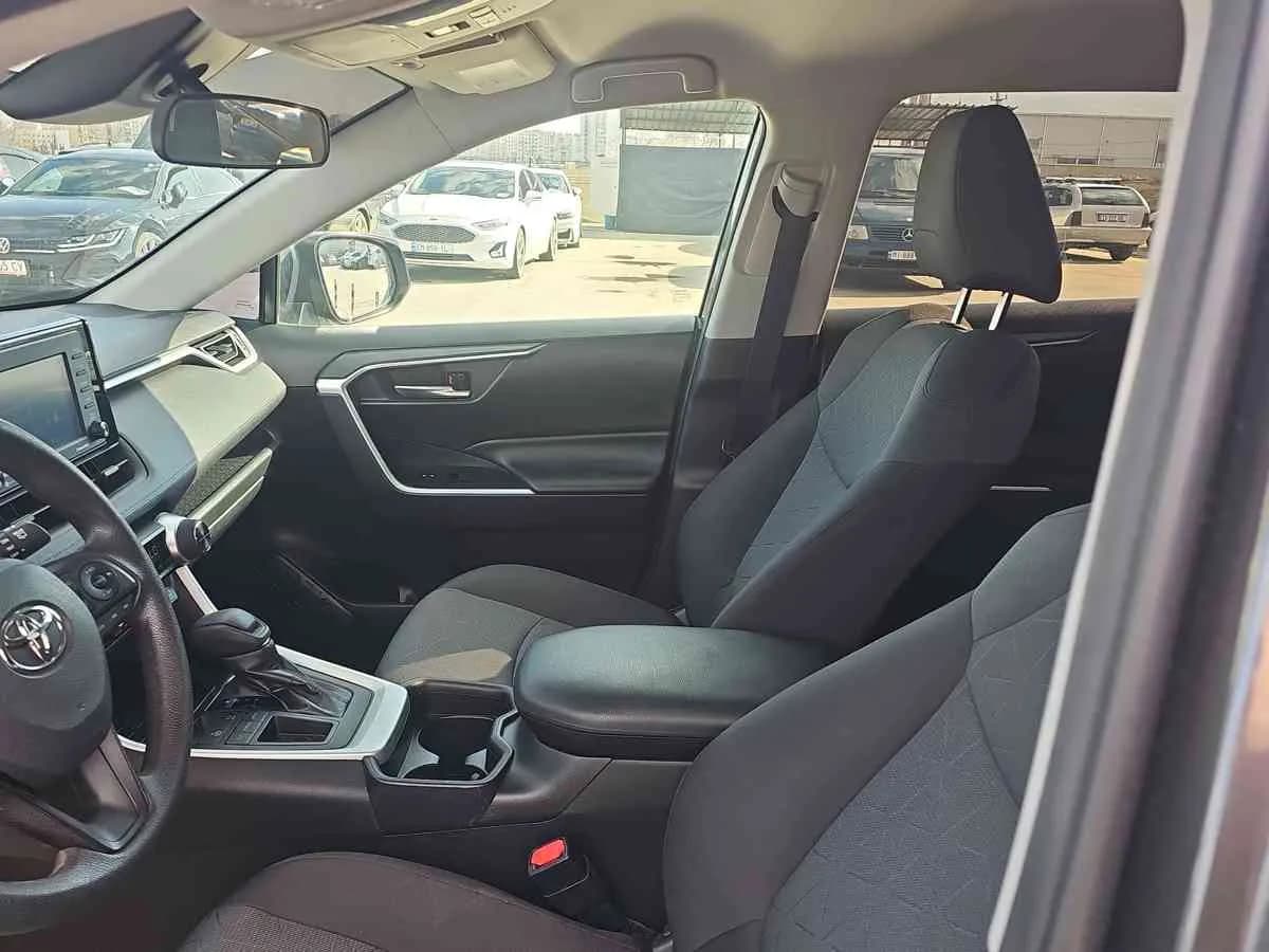 TOYOTA RAV4 - 9