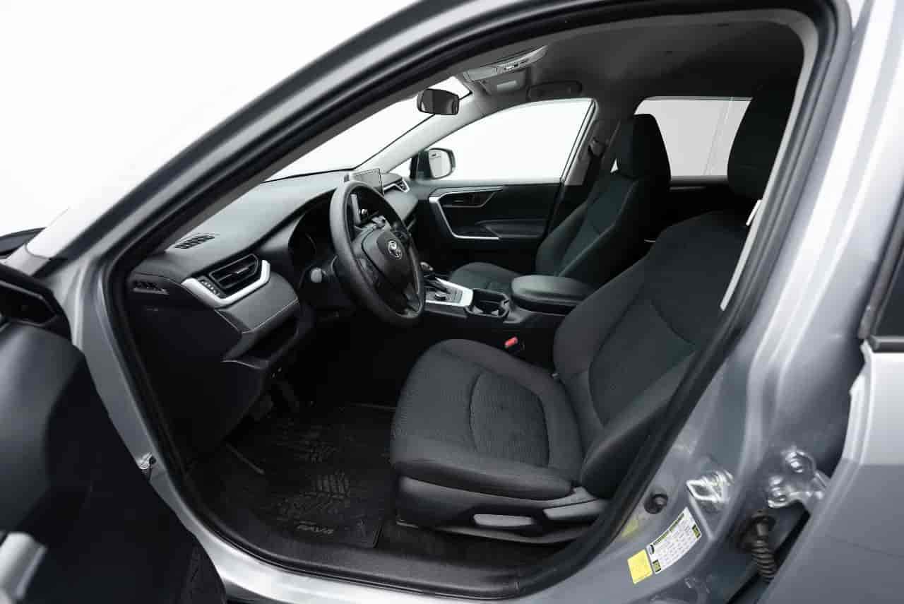 TOYOTA RAV4 - 10