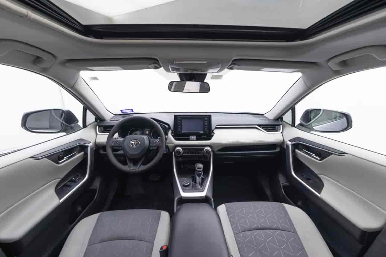 TOYOTA RAV4 - 9