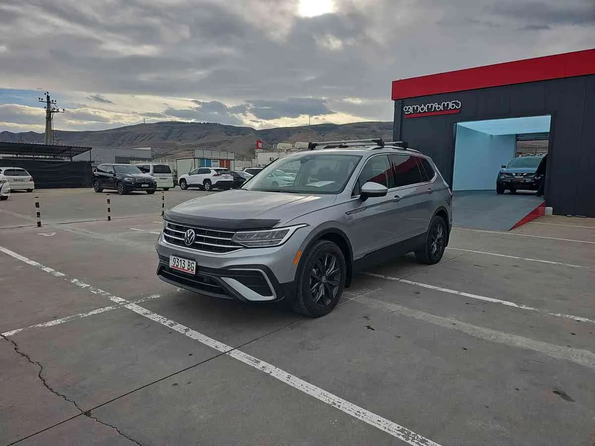 VOLKSWAGEN Tiguan - 1
