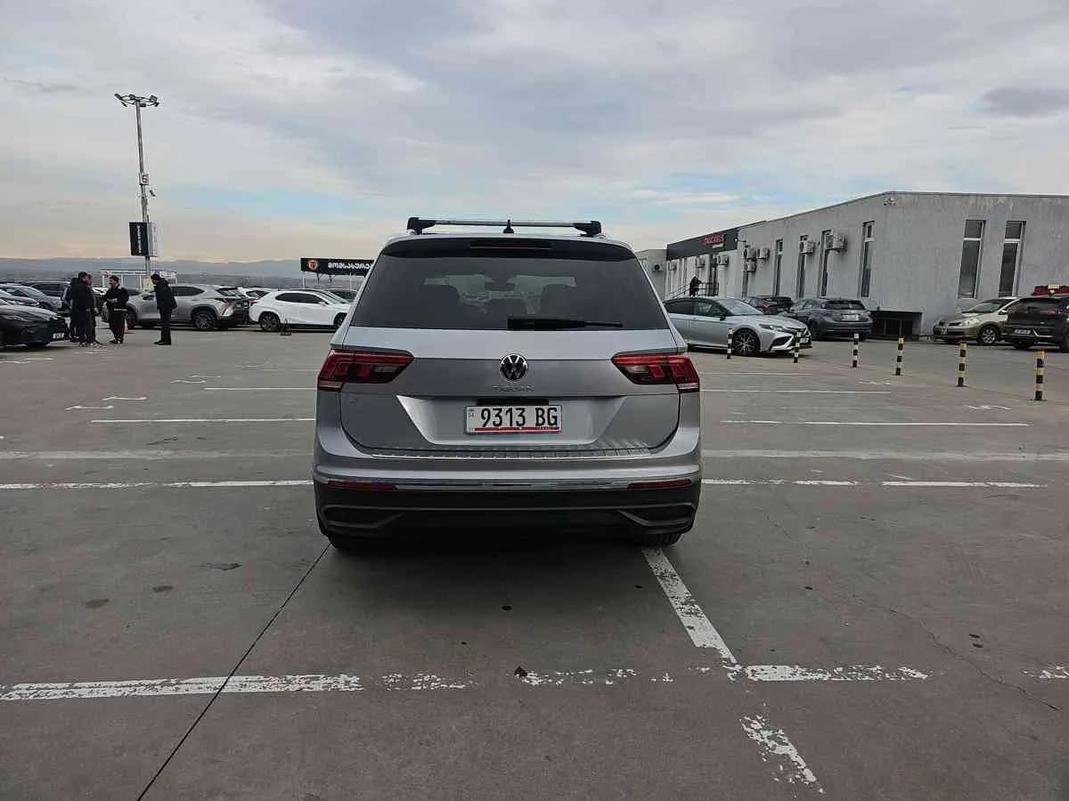 VOLKSWAGEN Tiguan - 5