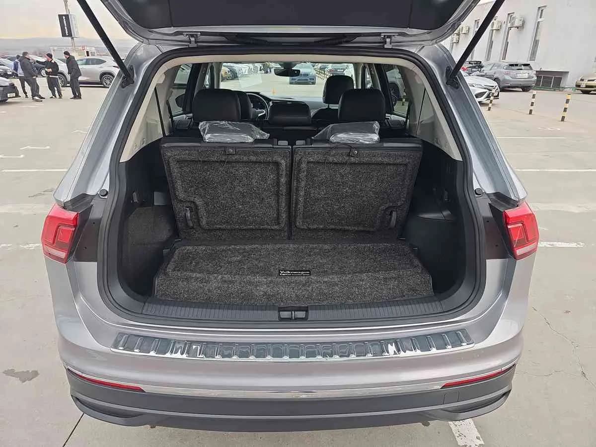 VOLKSWAGEN Tiguan - 7