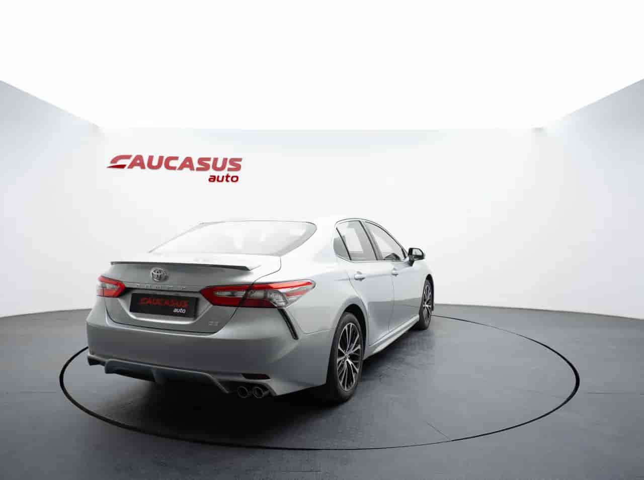 TOYOTA Camry - 4