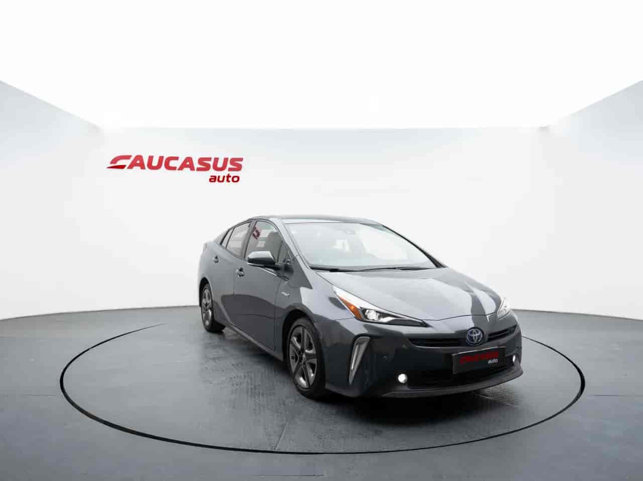 TOYOTA Prius - 3