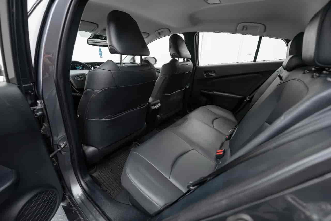 TOYOTA Prius - 8
