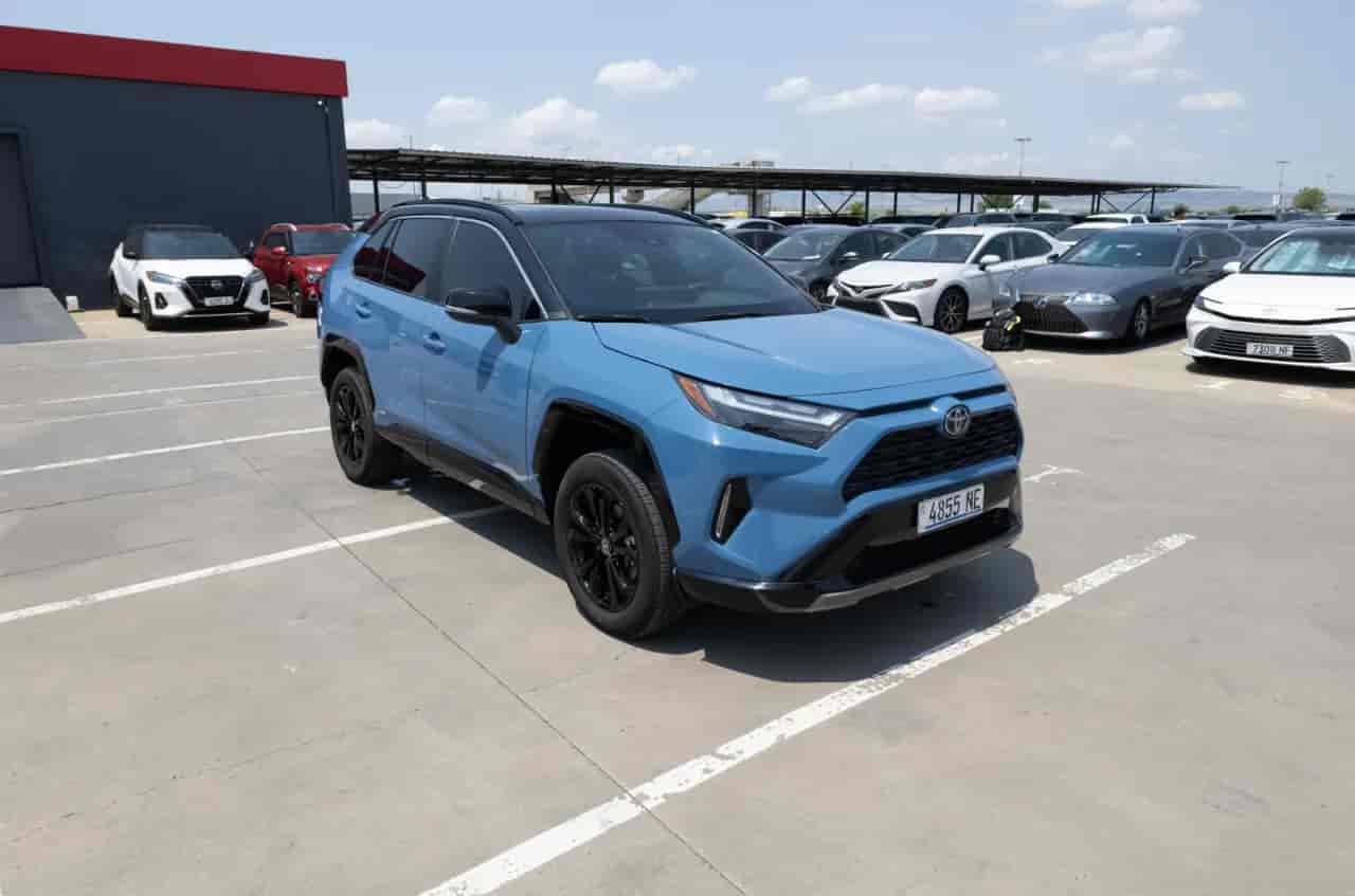 TOYOTA RAV4 - 3