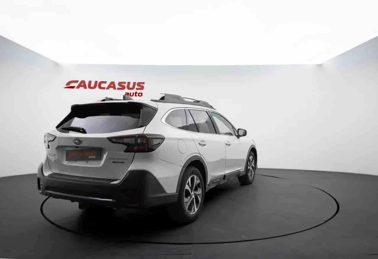 SUBARU Outback - 4