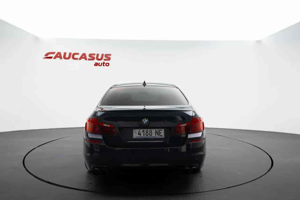 BMW 5-Series - 5