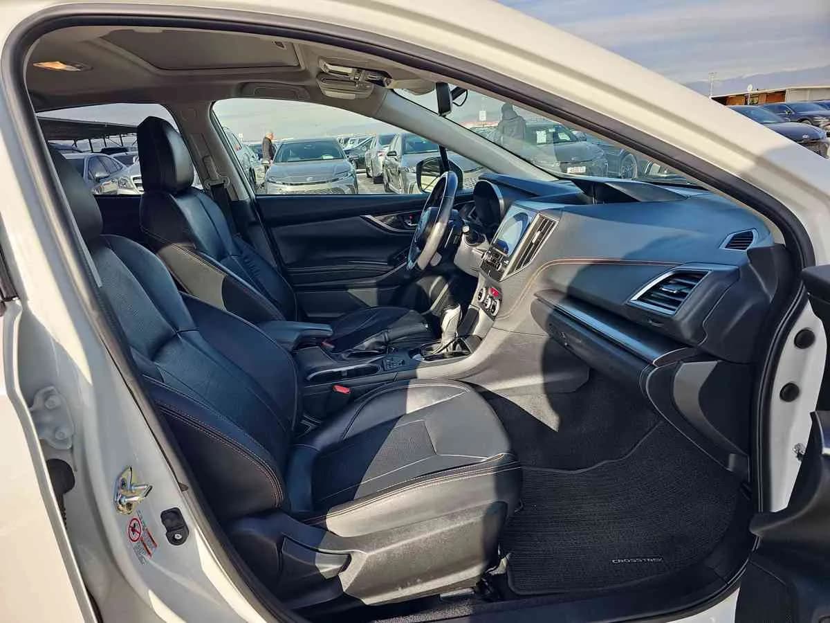 SUBARU Crosstrek - 10
