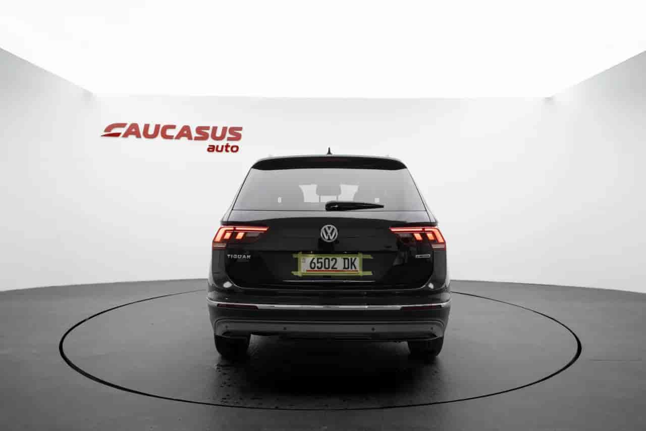 VOLKSWAGEN Tiguan - 5