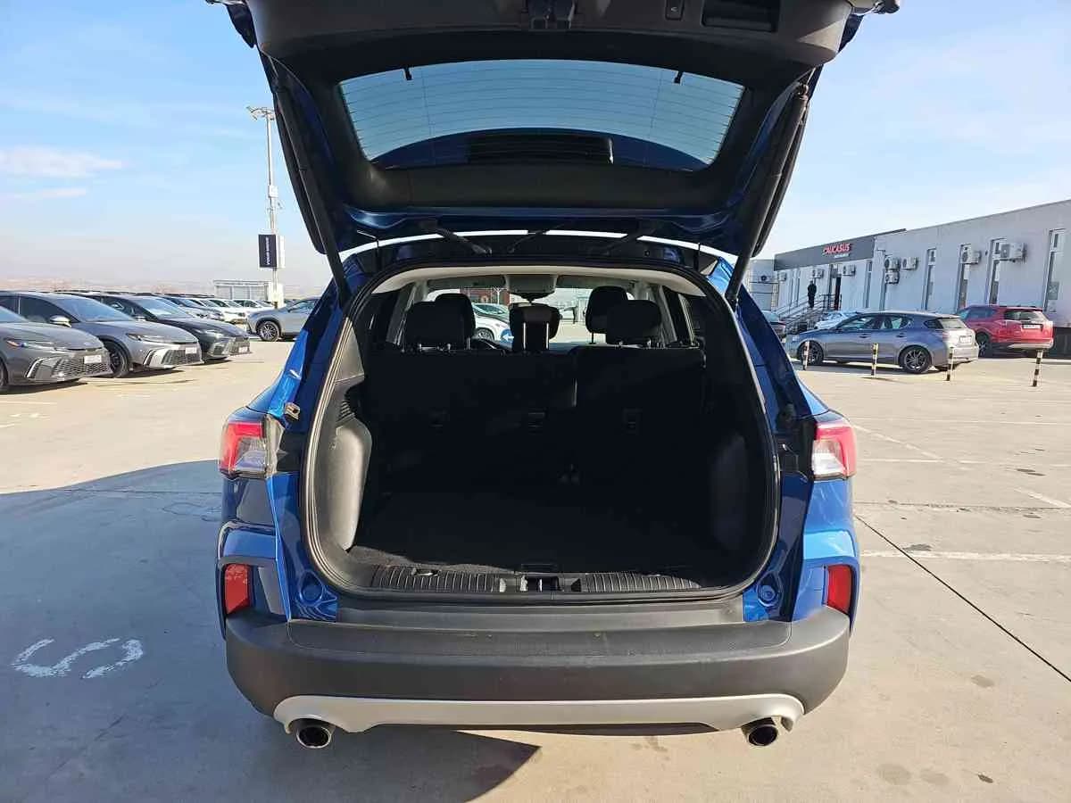 FORD Escape - 10
