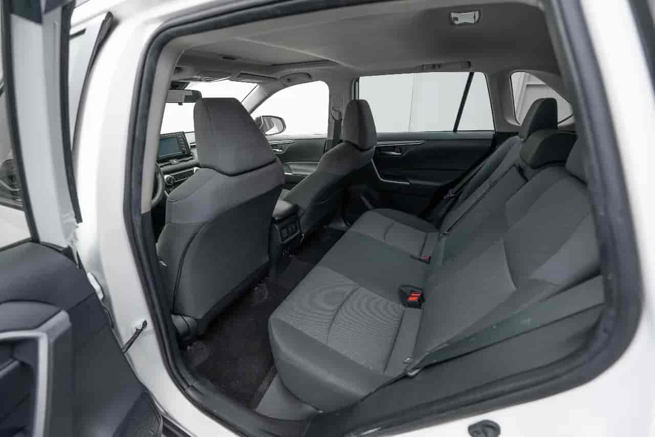 TOYOTA RAV4 - 8