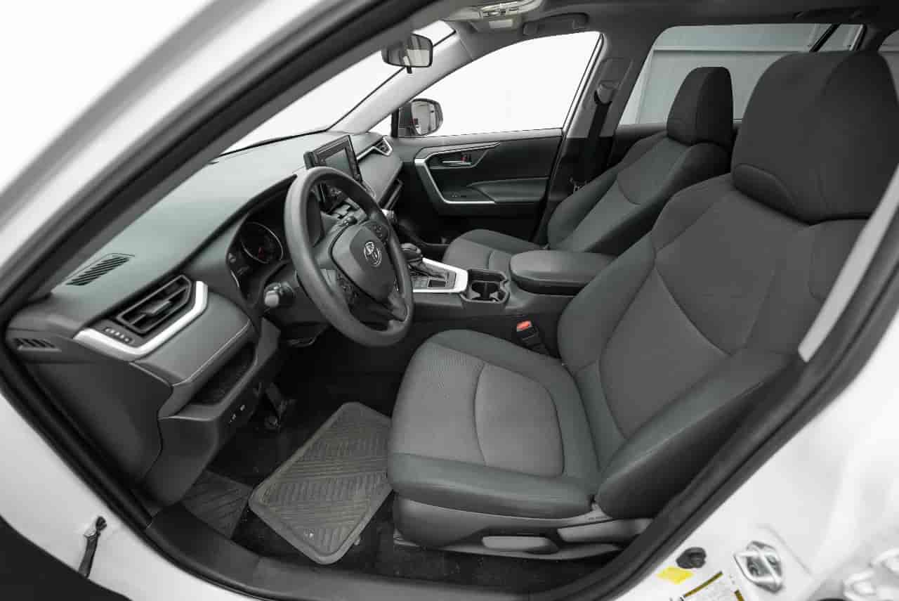 TOYOTA RAV4 - 10