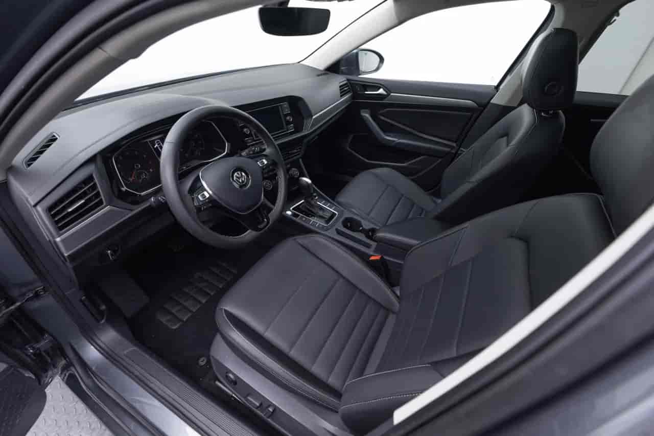 VOLKSWAGEN Jetta - 10