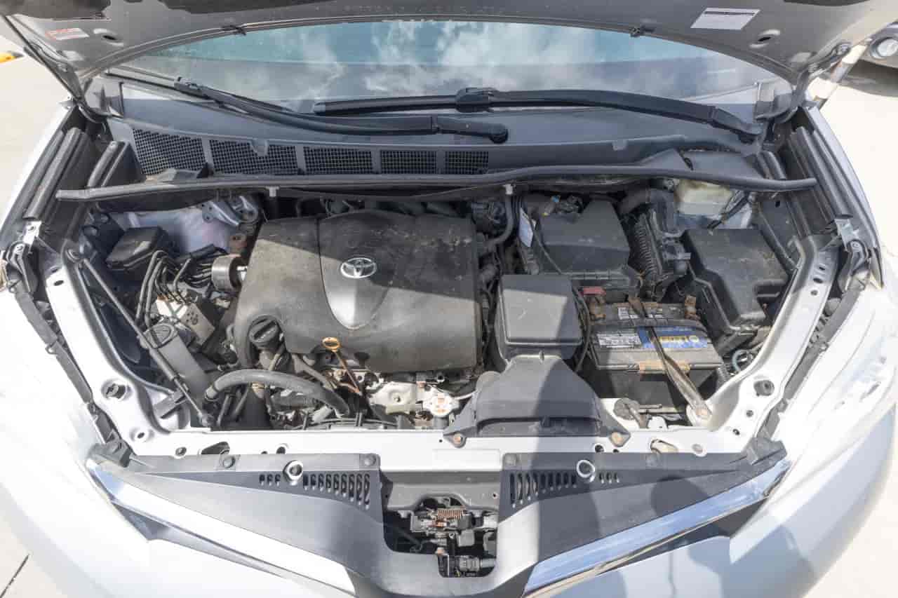 TOYOTA Sienna - 10