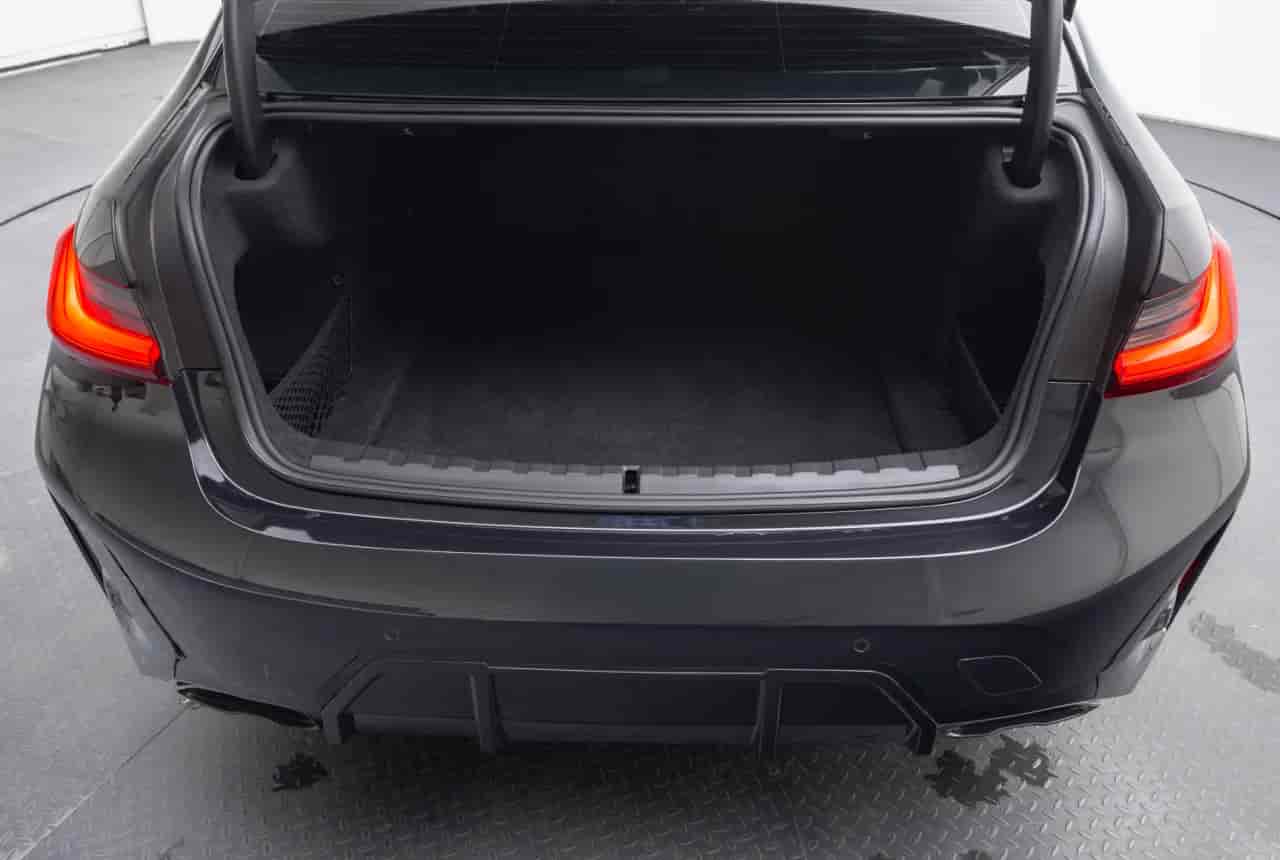 BMW 3-Series - 7