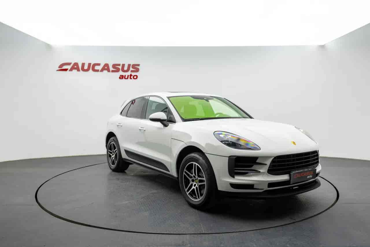 PORSCHE Macan - 3