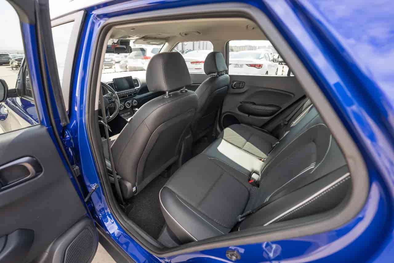 HYUNDAI Venue - 8