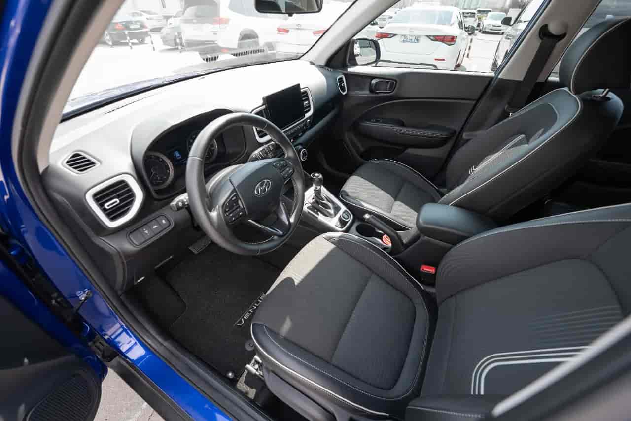 HYUNDAI Venue - 10