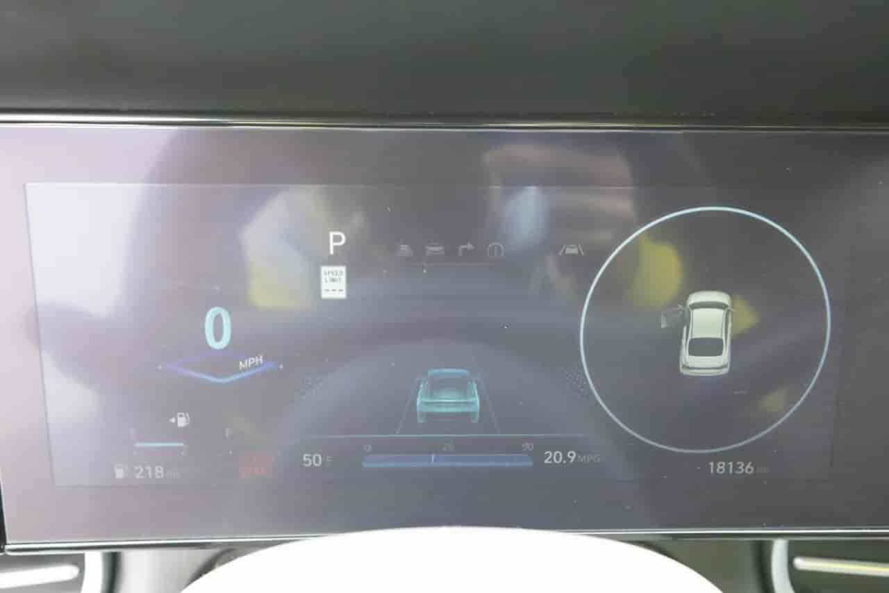 HYUNDAI Elantra - 9