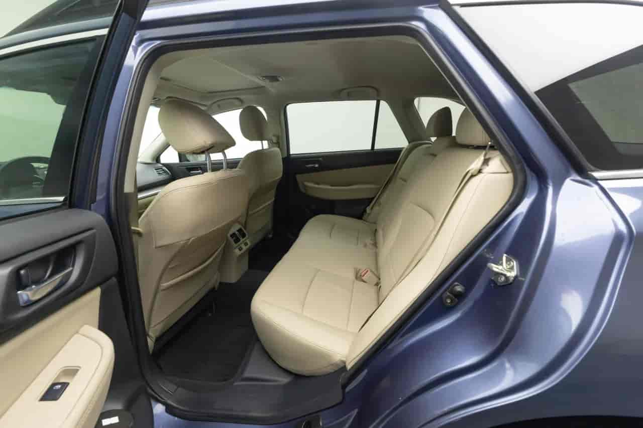 SUBARU Outback - 8