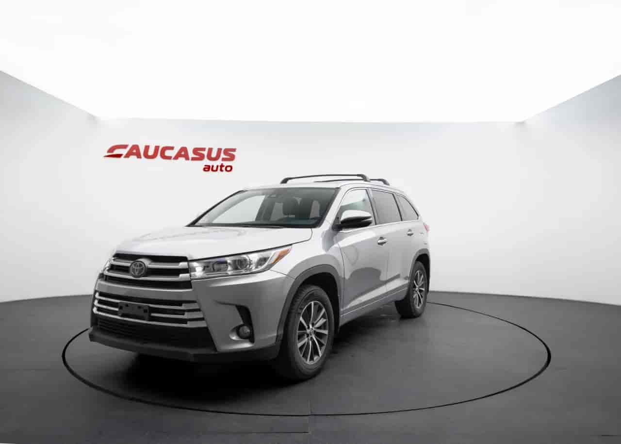 TOYOTA Highlander - 1