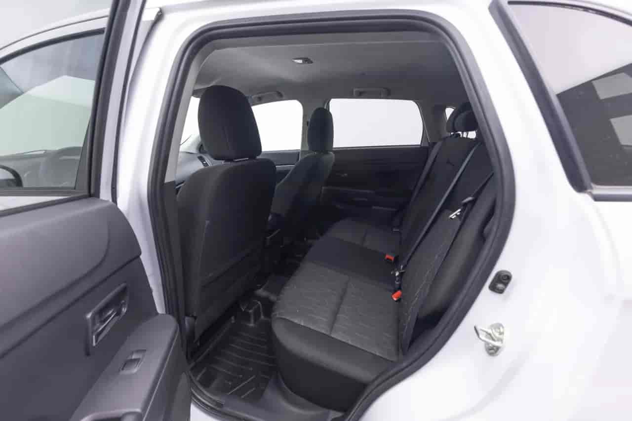 MITSUBISHI Outlander Sport - 8