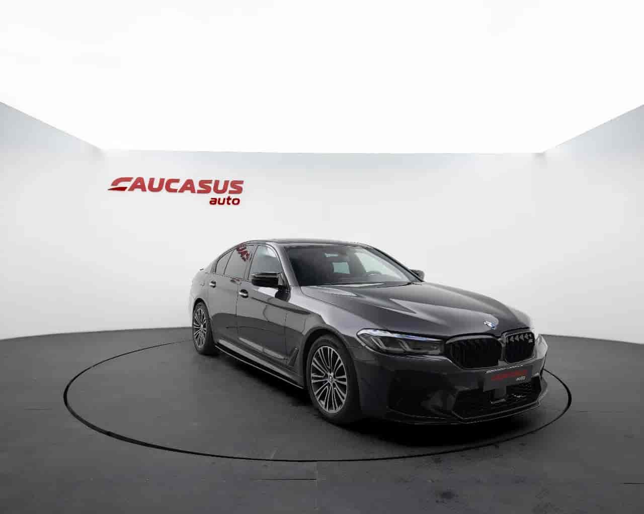 BMW 5-Series - 3