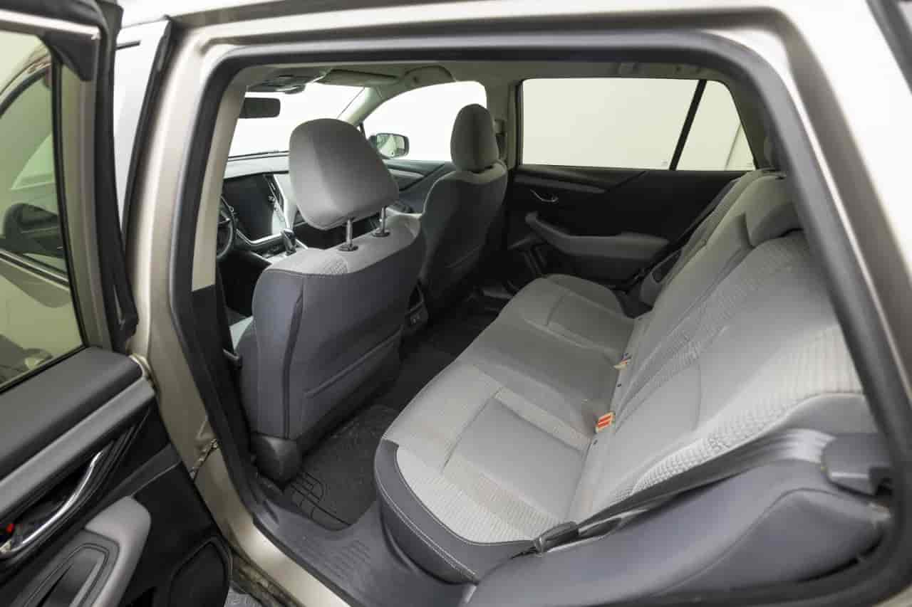 SUBARU Outback - 8