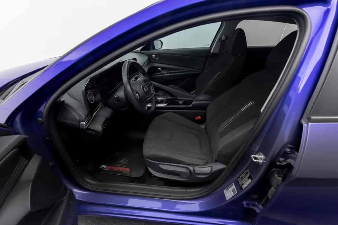 HYUNDAI Elantra - 10