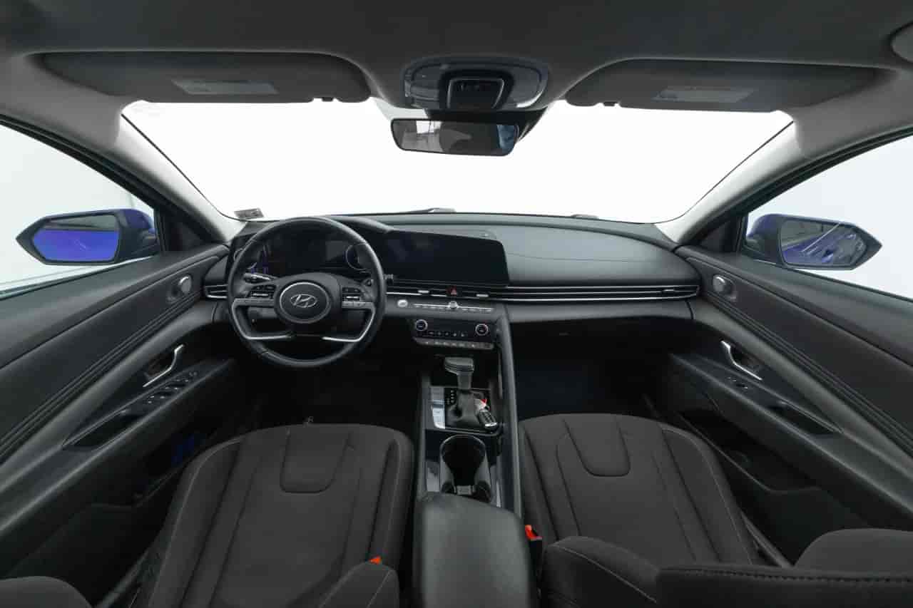 HYUNDAI Elantra - 9