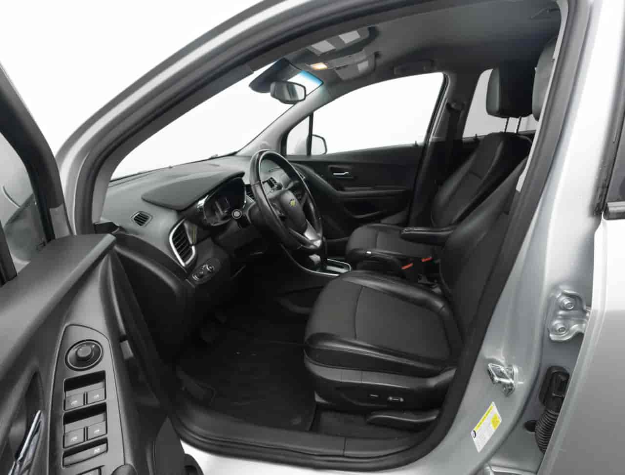 CHEVROLET Trax - 10