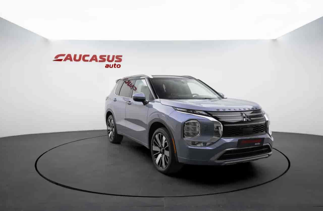 MITSUBISHI Outlander - 3