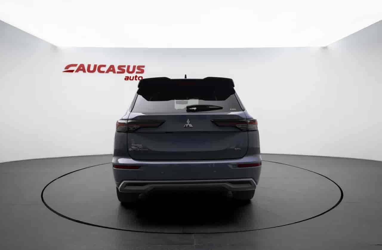 MITSUBISHI Outlander - 5