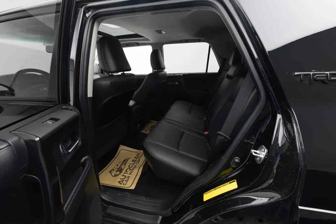 TOYOTA 4-Runner - 8