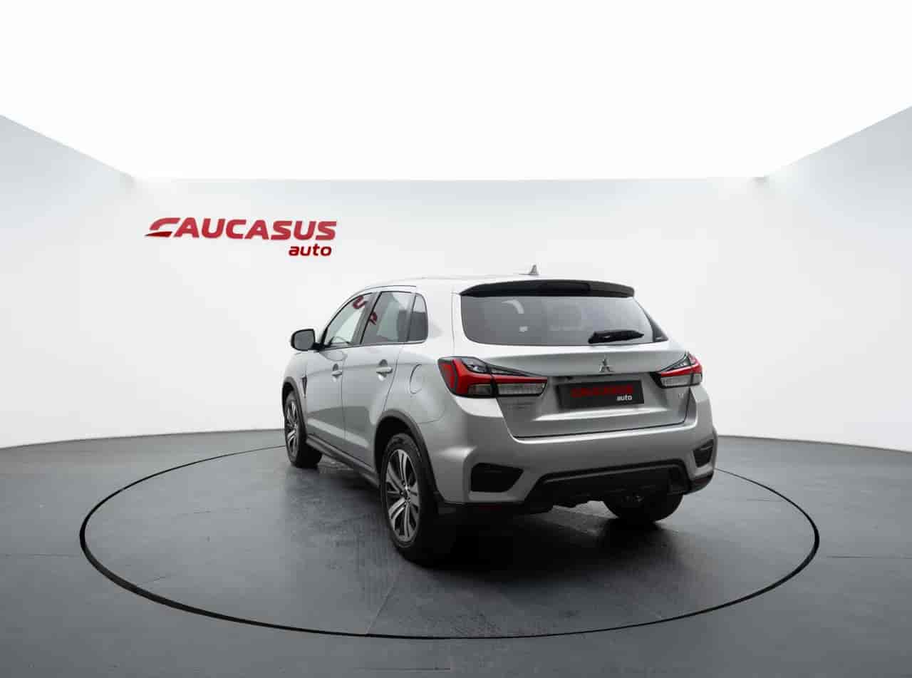 MITSUBISHI Outlander Sport - 6